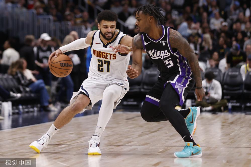 而她在片场 而她在片场