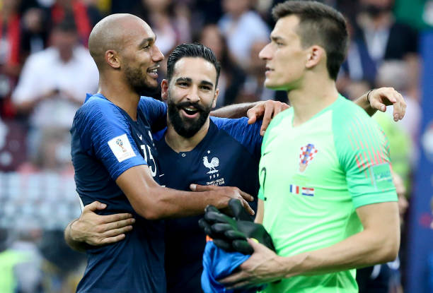 一支备受瞩 一支备受瞩